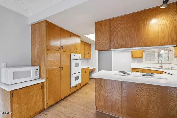 5366 Elmhurst ST, Ventura, CA 93003