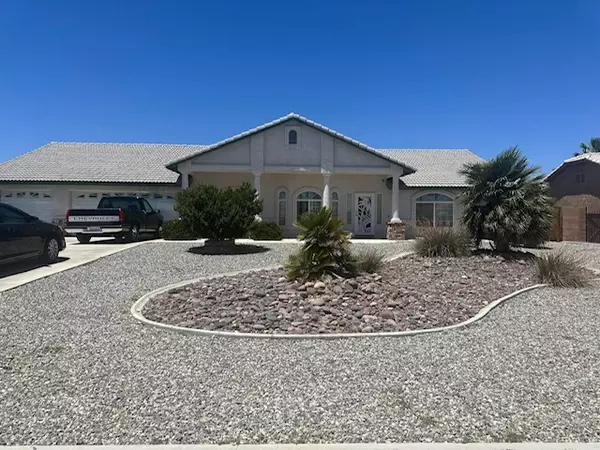 12710 Yorkshire Dr, Apple Valley, CA 92308-6708