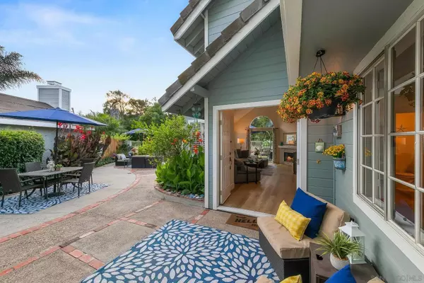 10602 Rancho Carmel Dr., San Diego, CA 92128