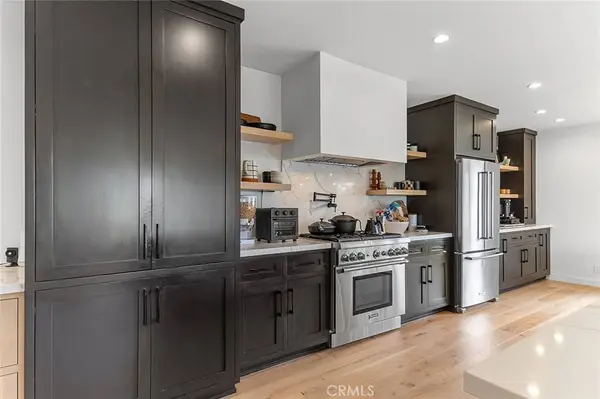 5681 E. Colorado St, Long Beach, CA 90814