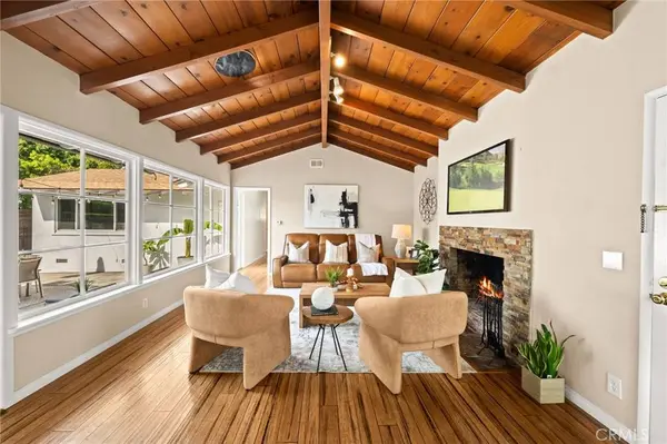 2689 Santa Ana AVE, Costa Mesa, CA 92627