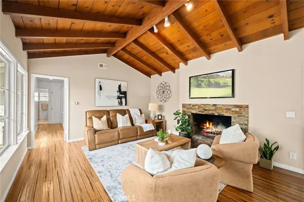 2689 Santa Ana AVE, Costa Mesa, CA 92627