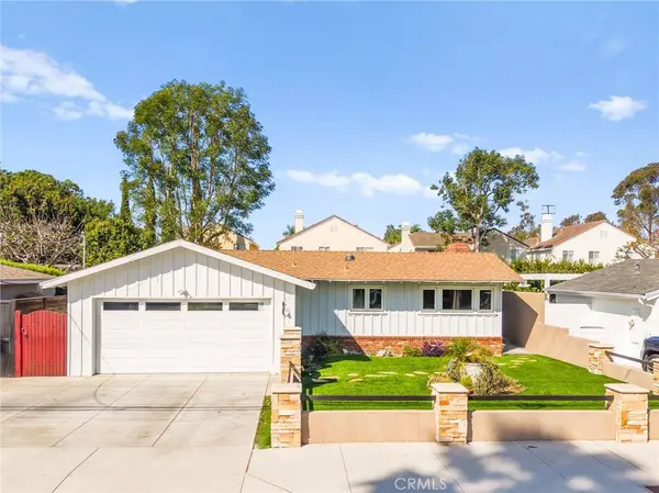 2689 Santa Ana AVE, Costa Mesa, CA 92627