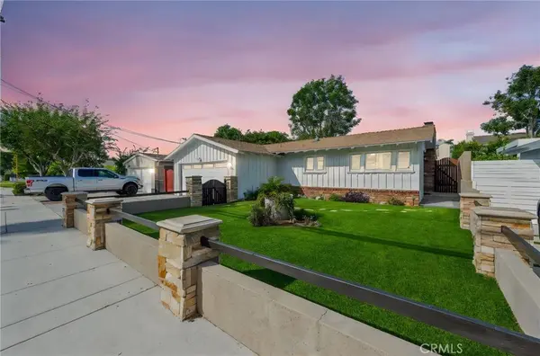 2689 Santa Ana AVE, Costa Mesa, CA 92627