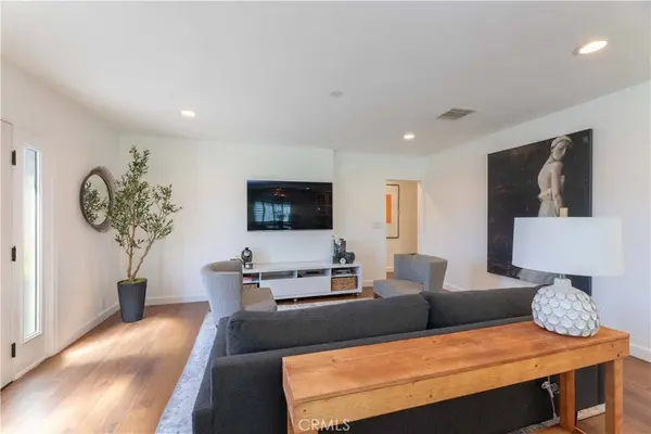 3732 Clark, Long Beach, CA 90808