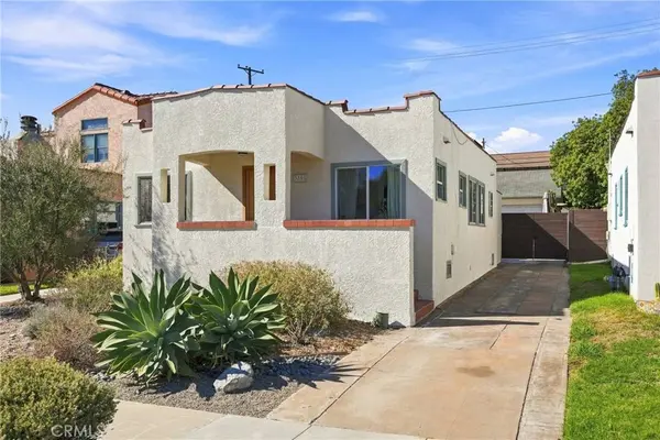 3855 E Wilton, Long Beach, CA 90804