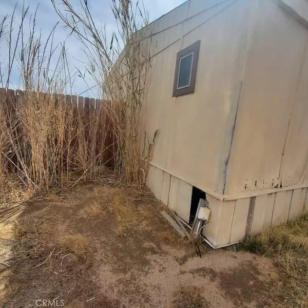 1010 N Oriole ST, Inyokern, CA 93527