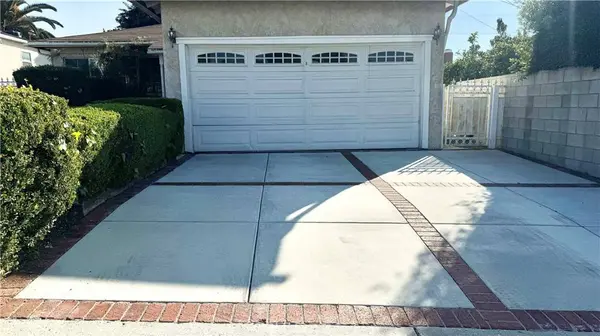 1046 W 123rd ST, Other, CA 90044