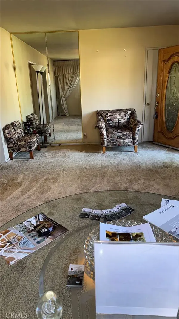 1046 W 123rd ST, Other, CA 90044