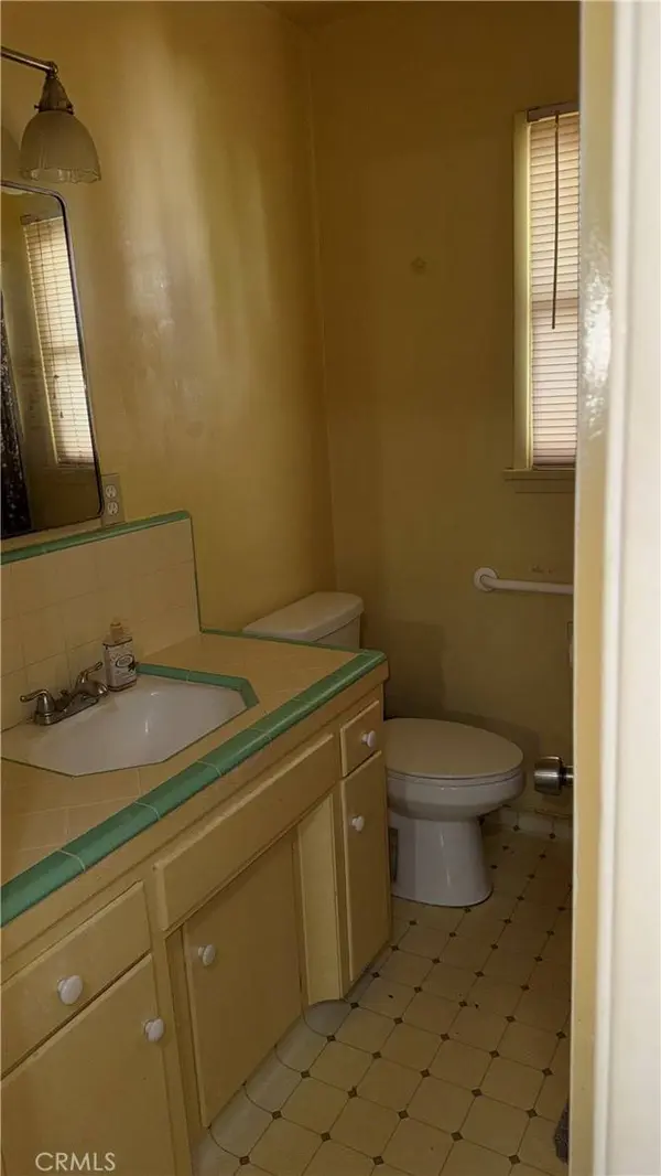 947 E Broadway #2, Long Beach, CA 90802