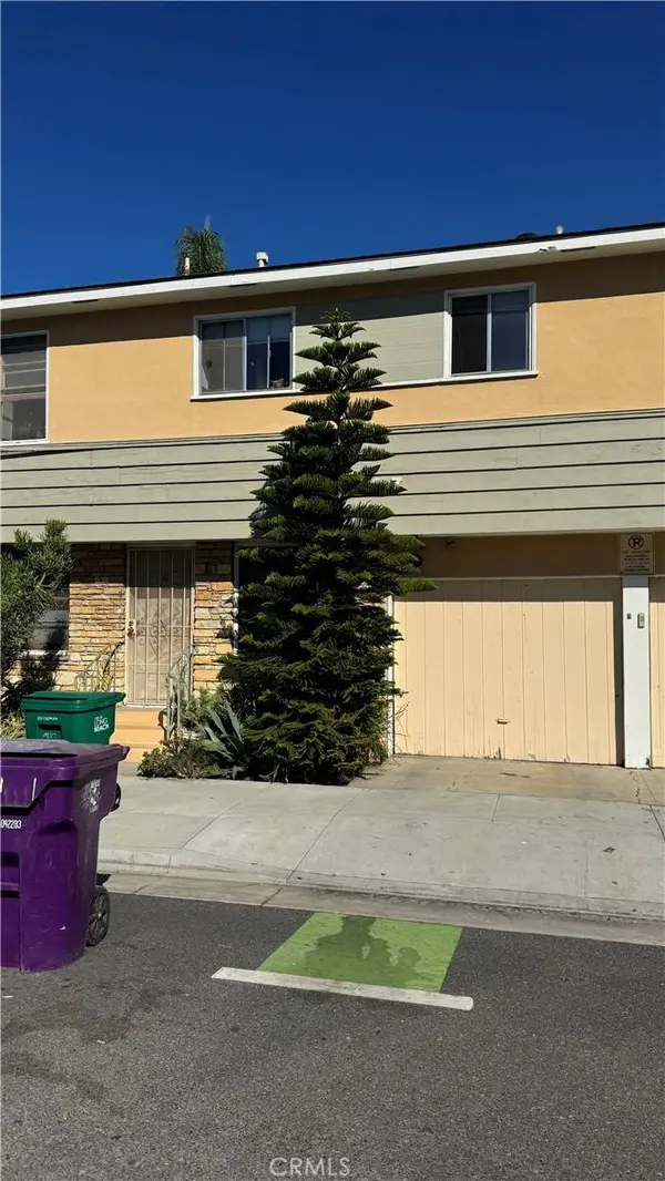 947 E Broadway #2