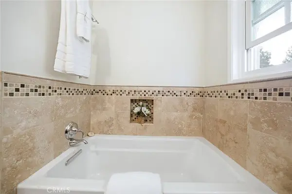 6128 E Conant, Long Beach, CA 90808