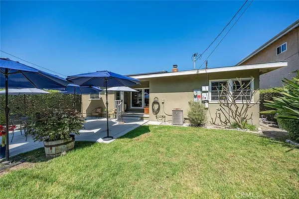 6128 E Conant, Long Beach, CA 90808