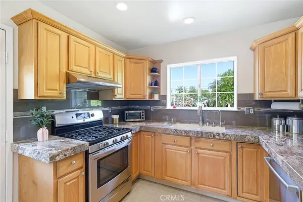 6128 E Conant, Long Beach, CA 90808