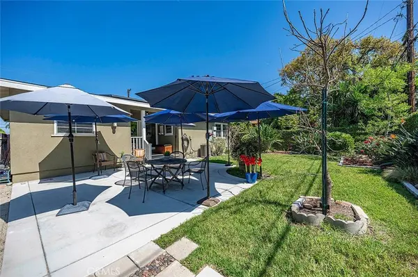 6128 E Conant, Long Beach, CA 90808