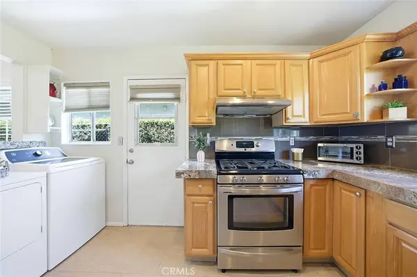 6128 E Conant, Long Beach, CA 90808