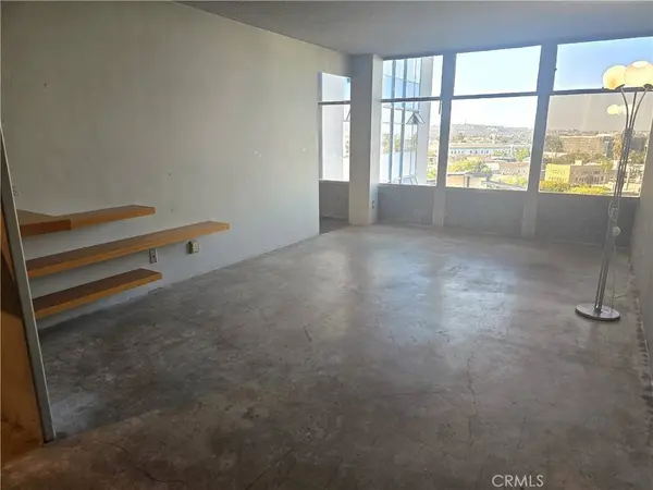 100 Atlantic #711, Long Beach, CA 90802