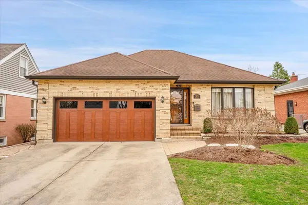 315 N Wille ST, Mount Prospect, IL 60056