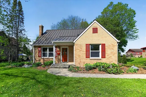 623 N Main Street, Oregon, WI 53575-1111