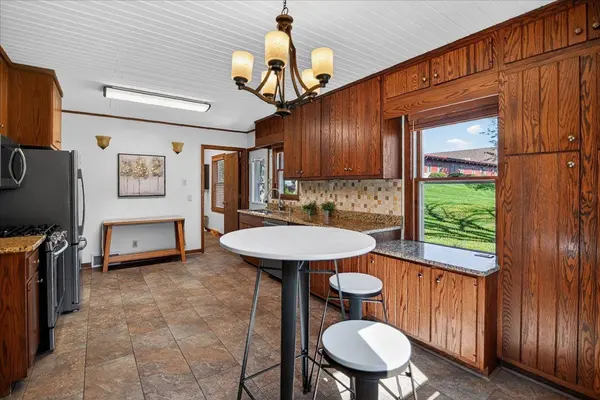 623 N Main Street, Oregon, WI 53575-1111