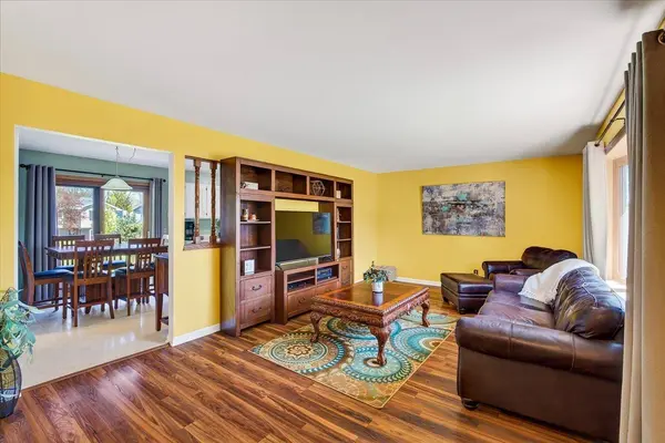 10 Flagstaff Court, Madison, WI 53719-2402