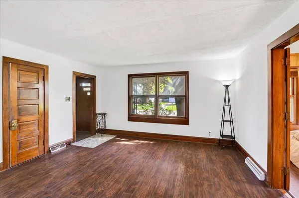 844 Ridgewood Way, Madison, WI 53713-1222