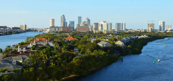 How to Win in Tampa Bay's $400K–$800K Market: A Buyer's Negotiation Playbook for 2026,Stephanie Rhodes