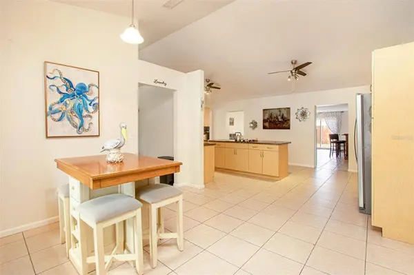 4105 SPRING WAY CIR, Valrico, FL 33596