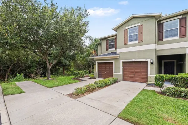 2711 ISABELLA VALLEY CT, Brandon, FL 33511