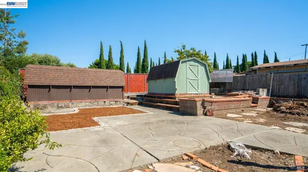 167 El Bonito, Benicia, CA 94510