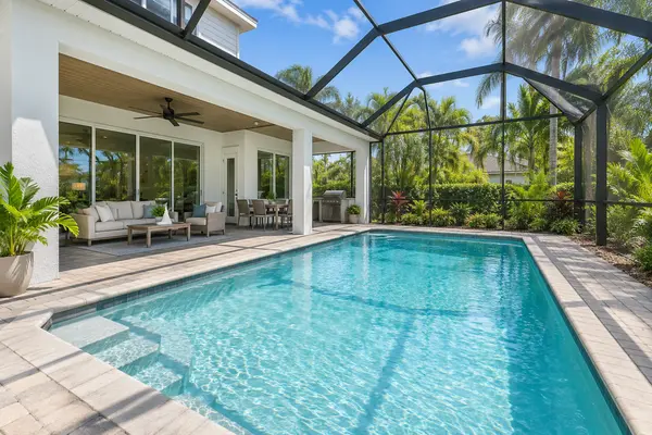 feature image of Tampa Bay Pool Home Buyer's Guide: Costs, Care, Insurance