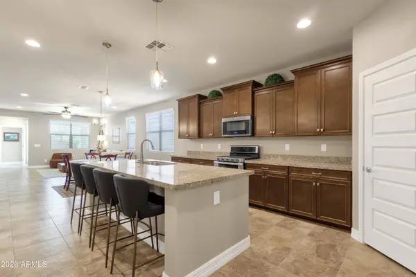 2917 W LAREDO Lane, Phoenix, AZ 85085