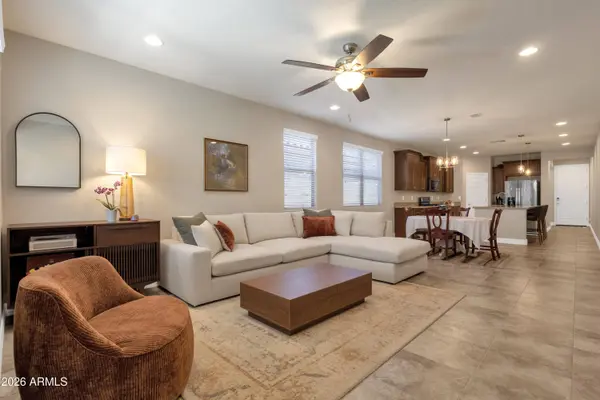 2917 W LAREDO Lane, Phoenix, AZ 85085