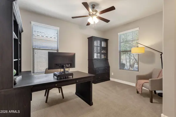 2917 W LAREDO Lane, Phoenix, AZ 85085
