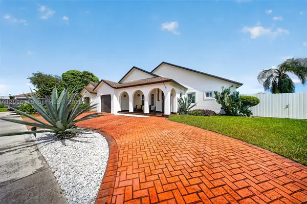 15855 SW 143rd Path, Miami, FL 33177
