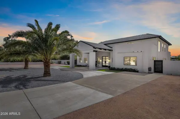 OPEN HOUSE: Resort-Style Estate on 1 Acre Scottsdale, AZ 85260,Krisy Clayton
