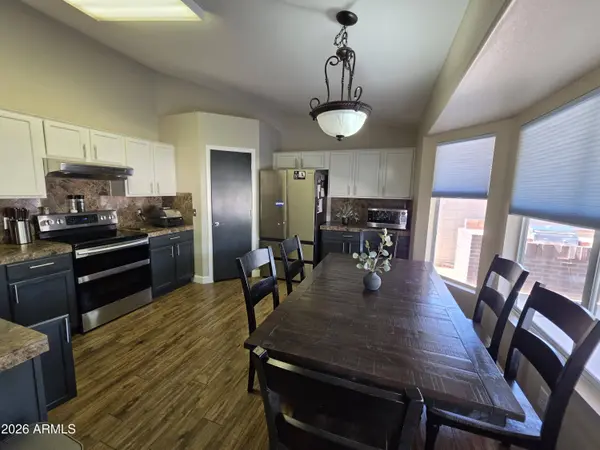 3000 E TULSA Street, Gilbert, AZ 85295