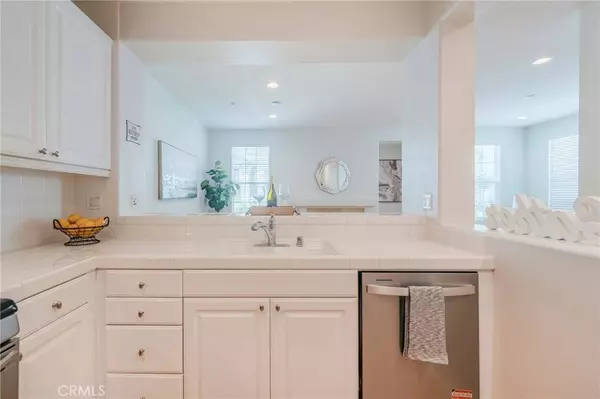 9 Chilmark ST, Ladera Ranch, CA 92694