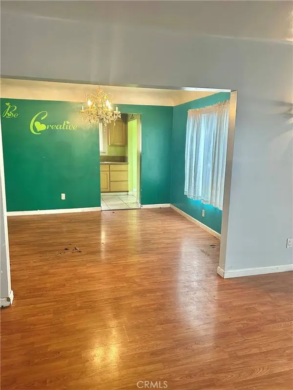 1543 W 79th ST, Los Angeles, CA 90047