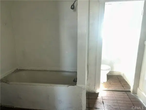 146 E 45th ST, Los Angeles, CA 90011