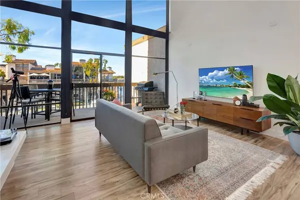 6331 Marina Pacifica N, Long Beach, CA 90803