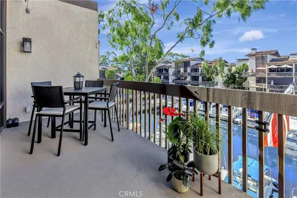 6331 Marina Pacifica N, Long Beach, CA 90803