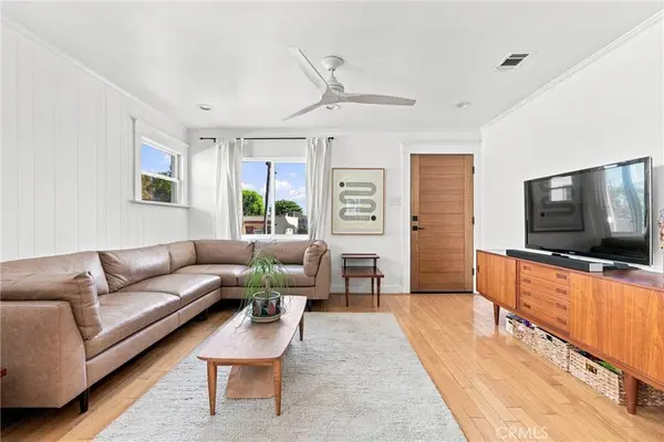 3855 E Wilton, Long Beach, CA 90804