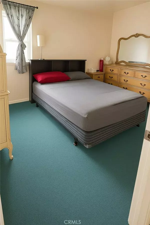 1512 E 125th ST, Compton, CA 90222