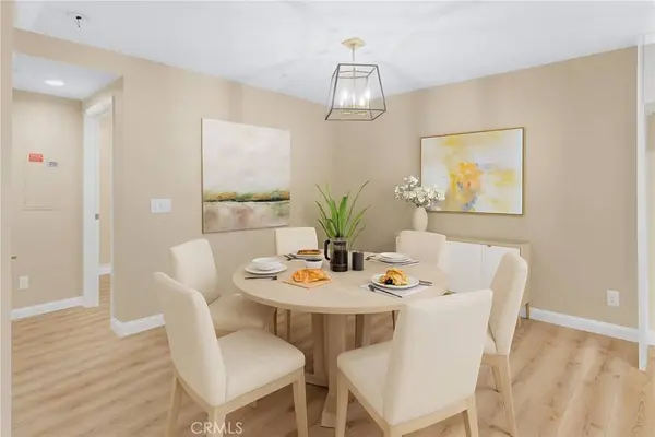 1111 ST N Mulberry, Compton, CA 90222