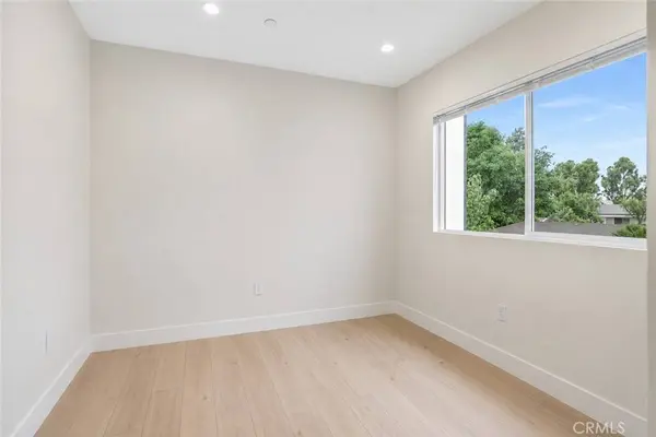 16623 Lake AVE, Paramount, CA 90723