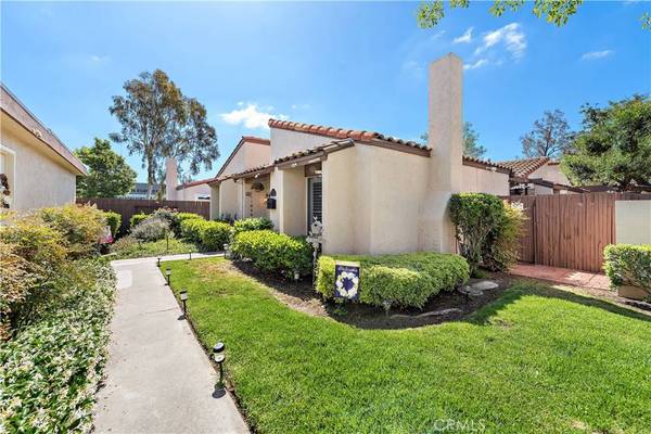 240 S Camino De Naranjas, Anaheim Hills, CA 92807