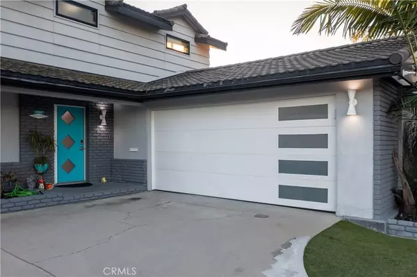 7830 E Ring ST, Long Beach, CA 90808