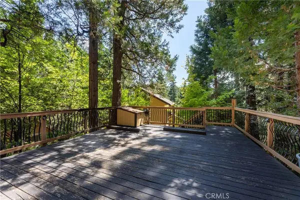 26637 Lake Forest DR, Twin Peaks, CA 92391
