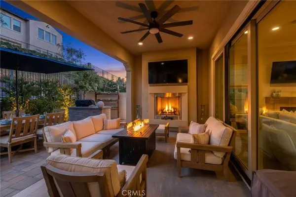 1809 Canyon Oaks LN, Lake Forest, CA 92610